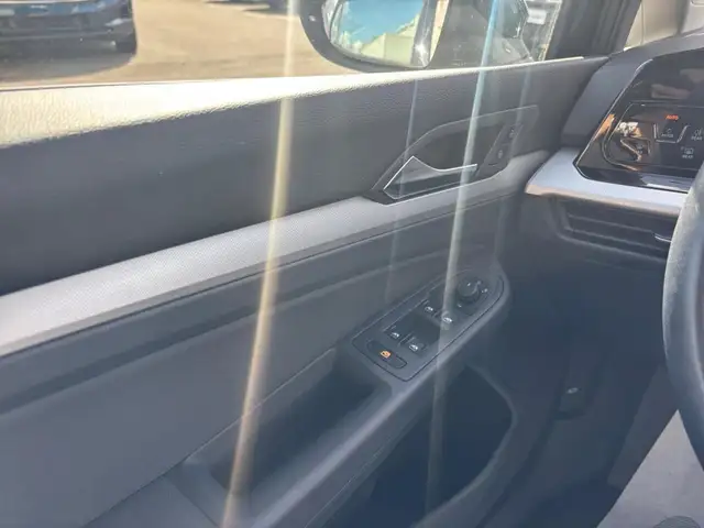 Volkswagen Golf view 15