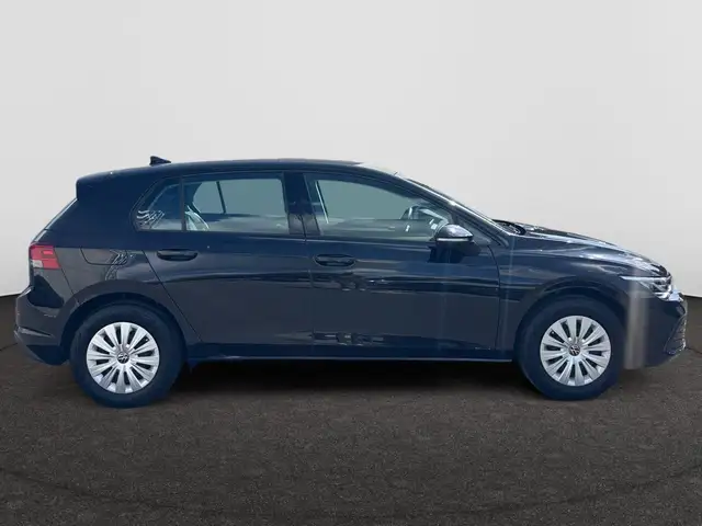 Volkswagen Golf view 4