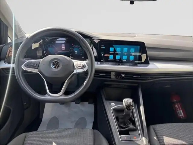 Volkswagen Golf view 9
