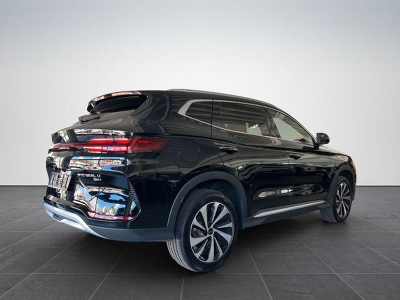 BYD Seal U DM-i Design AWD /360°/HUD/SHZ/PANO-DA 238 kW (3... — photo 3
