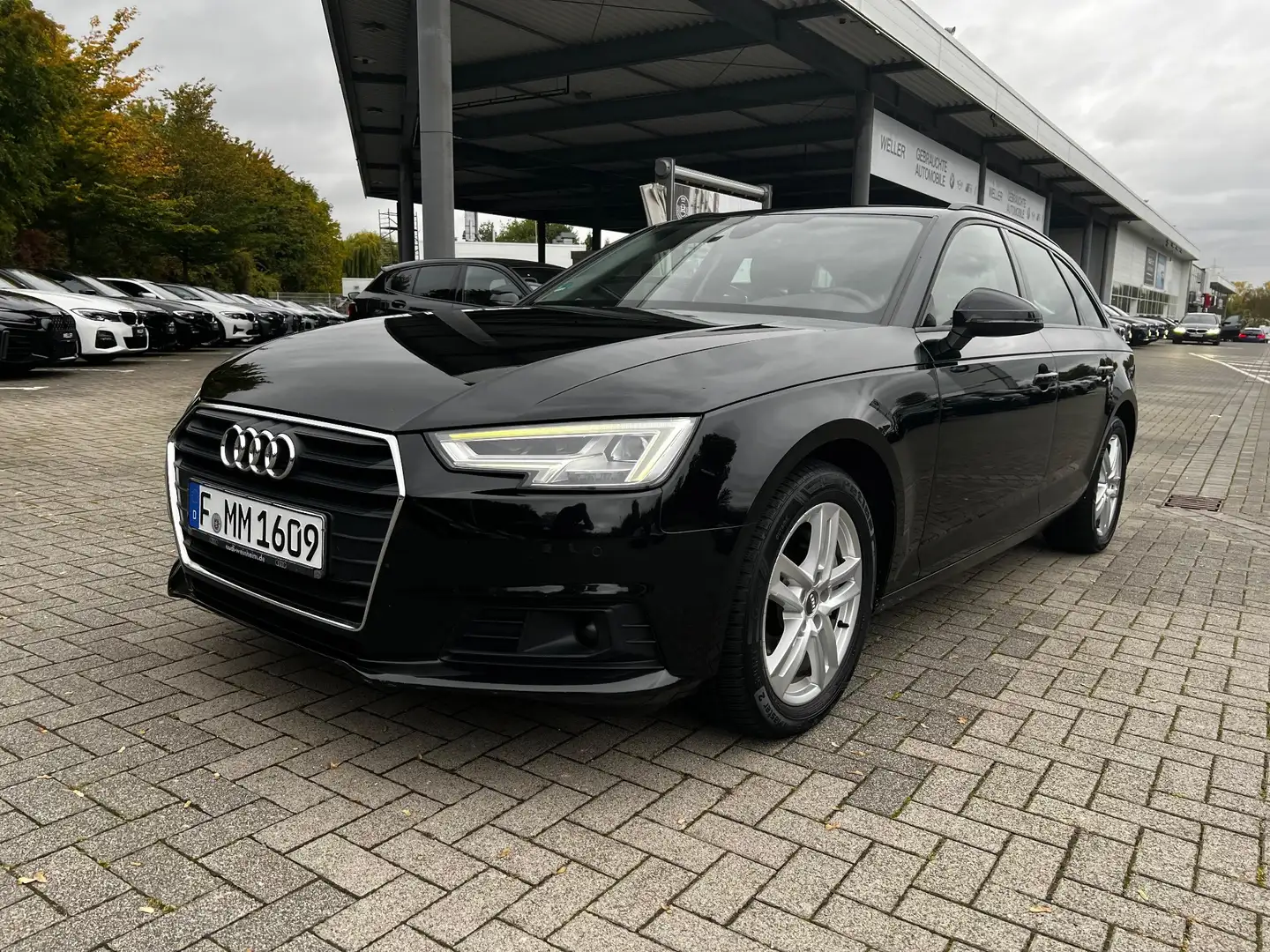 Audi A4 Avant 2.0 TDI S tronic sport - 1
