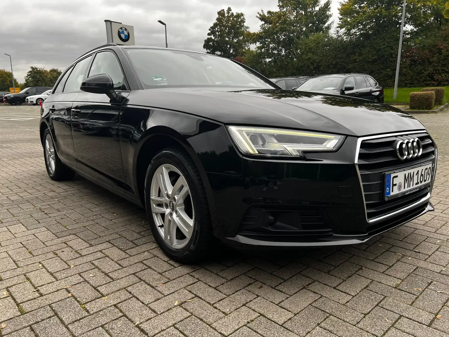 Audi A4 Avant 2.0 TDI S tronic sport - 2