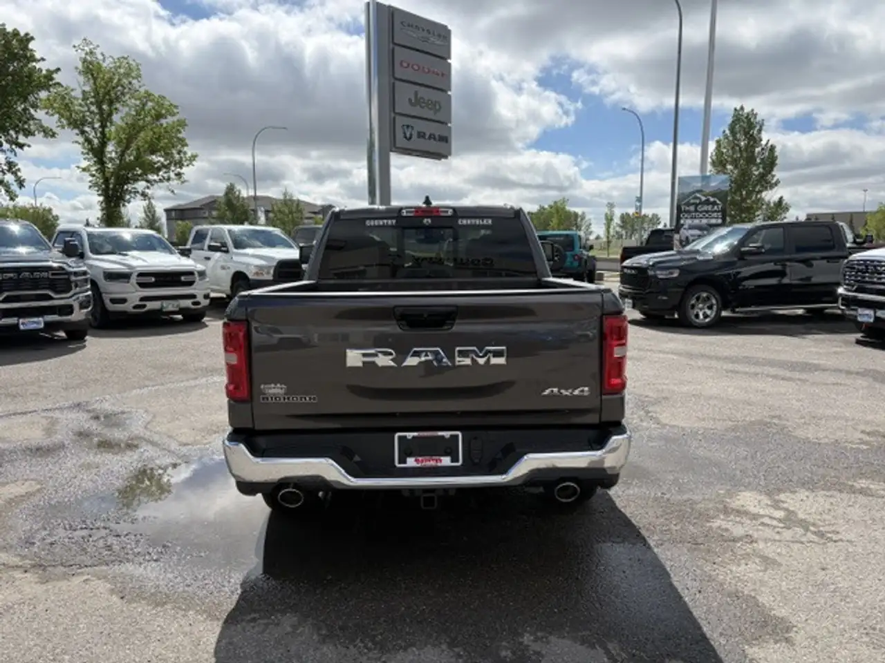 RAM 1500 снимка RAM 1500