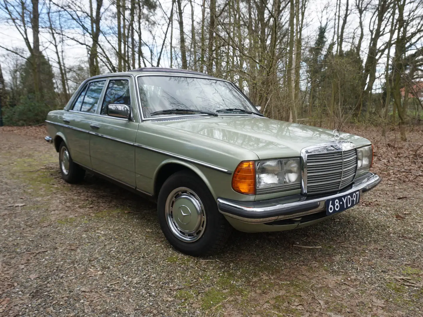 Mercedes-Benz 280 Met nieuwe APK Verde - 1