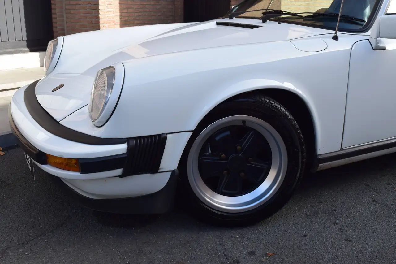Porsche 911 3.0 SC TARGA, foto 10