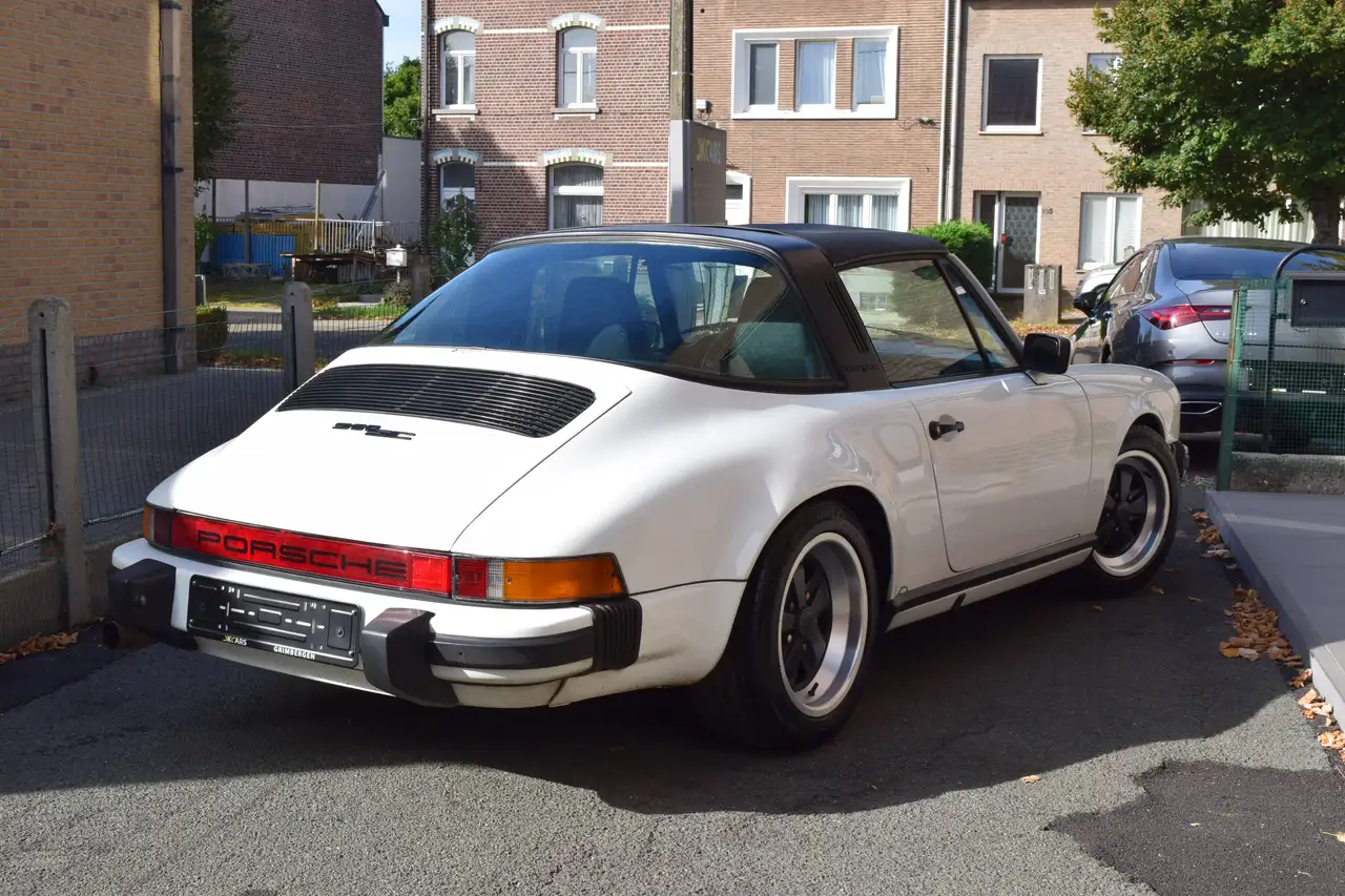 Porsche 911 3.0 SC TARGA, foto 2