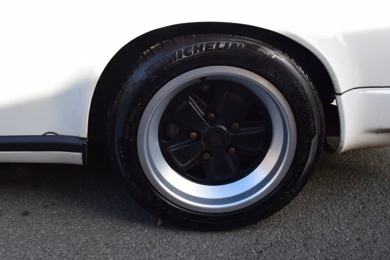 Porsche 911 3.0 SC TARGA, foto 12