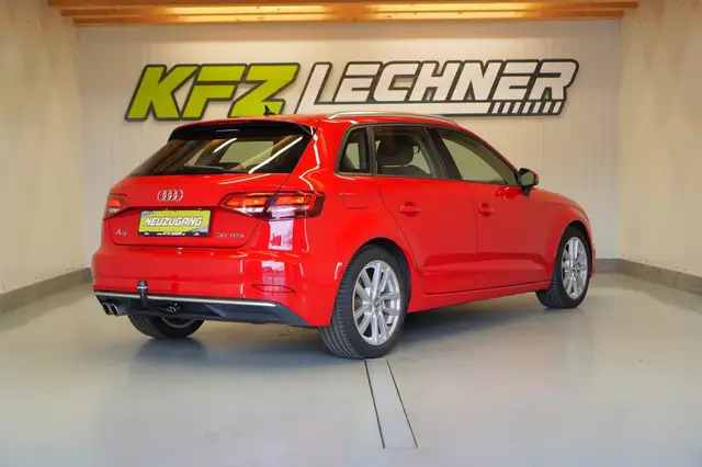 Audi A3 view 4