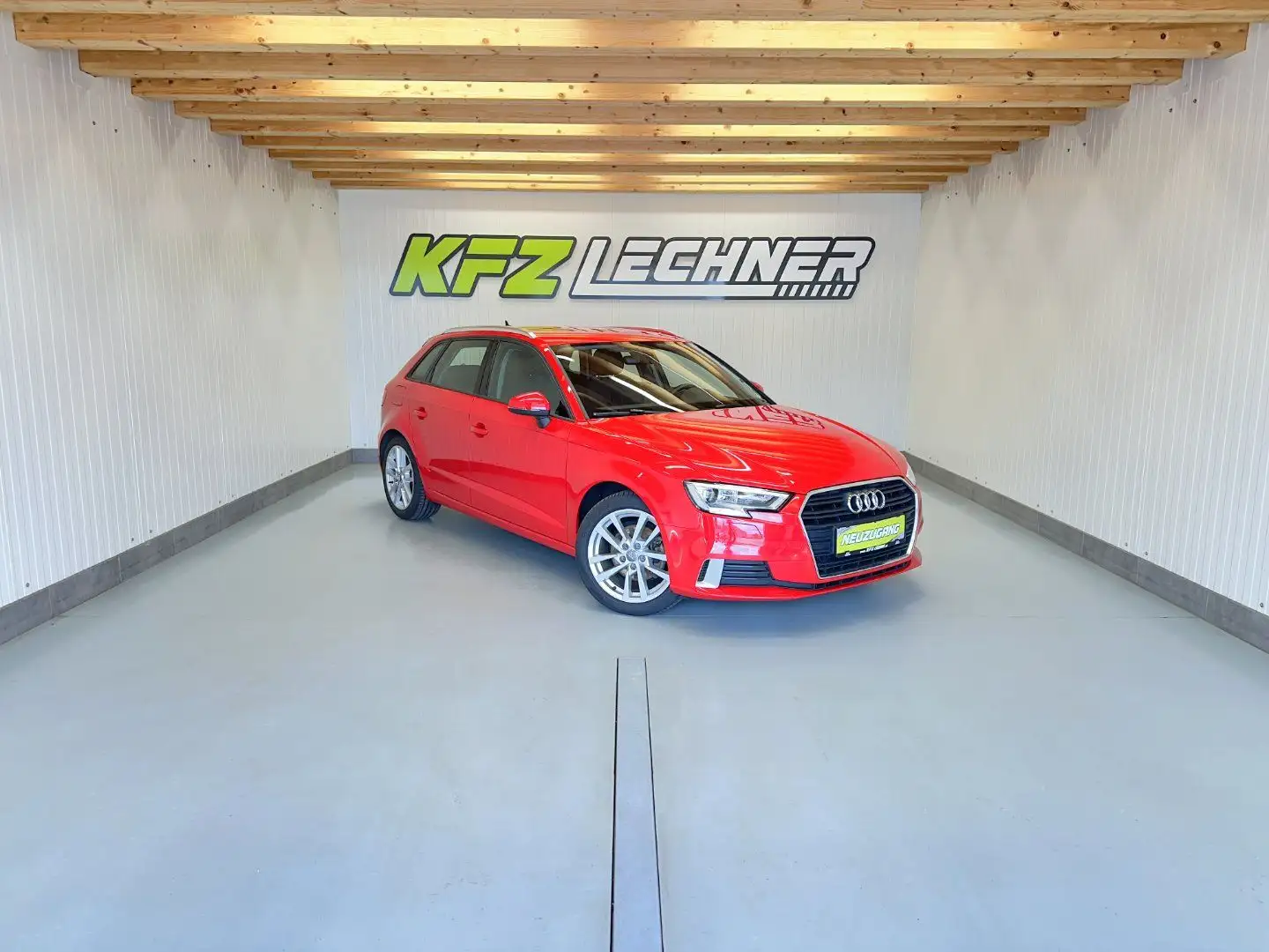 Audi A3 SB 35 TFSI S-tronic "sport" SITZH*NAVI*AHK Rot - 1