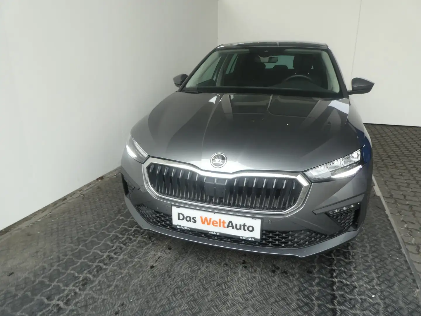 Skoda Scala Selection TSI Grau - 2