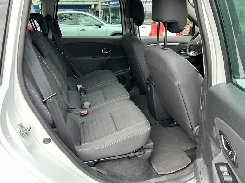 Renault Grand Scenic 1.2 TCe Limited Airco/ECC Navi Cruise — photo 33