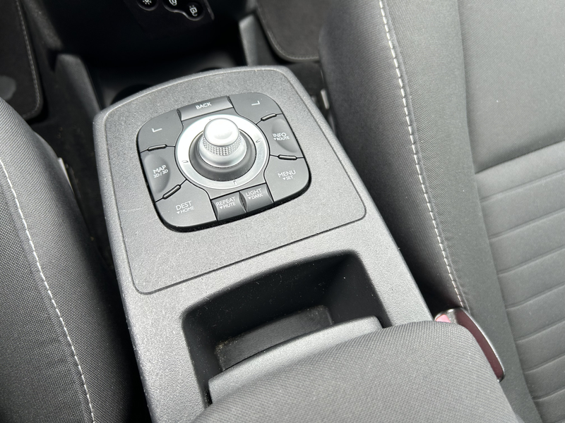 Renault Grand Scenic 1.2 TCe Limited Airco/ECC Navi Cruise — photo 25