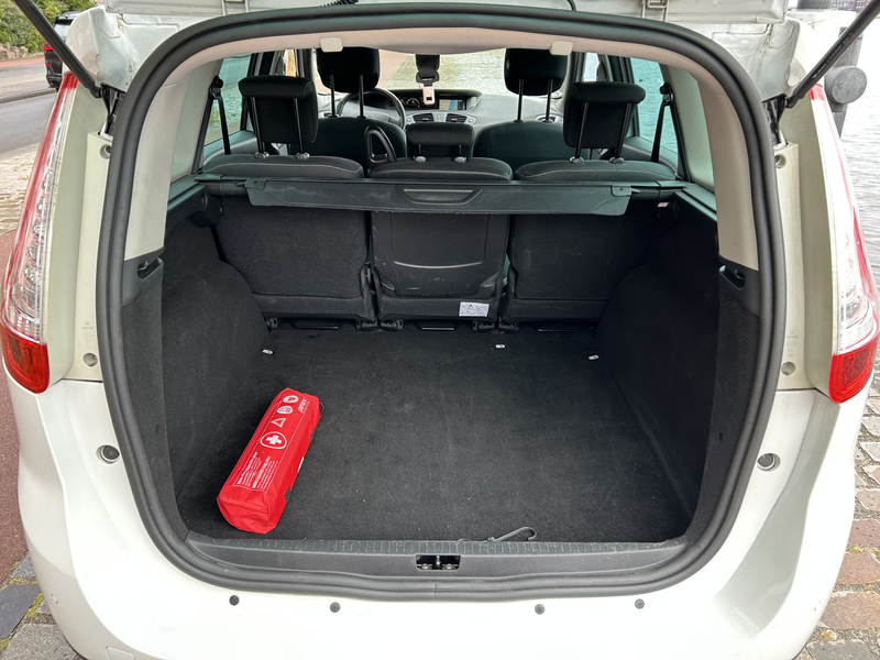 Renault Grand Scenic 1.2 TCe Limited Airco/ECC Navi Cruise — photo 36