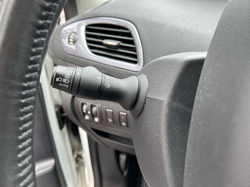 Renault Grand Scenic 1.2 TCe Limited Airco/ECC Navi Cruise — photo 18