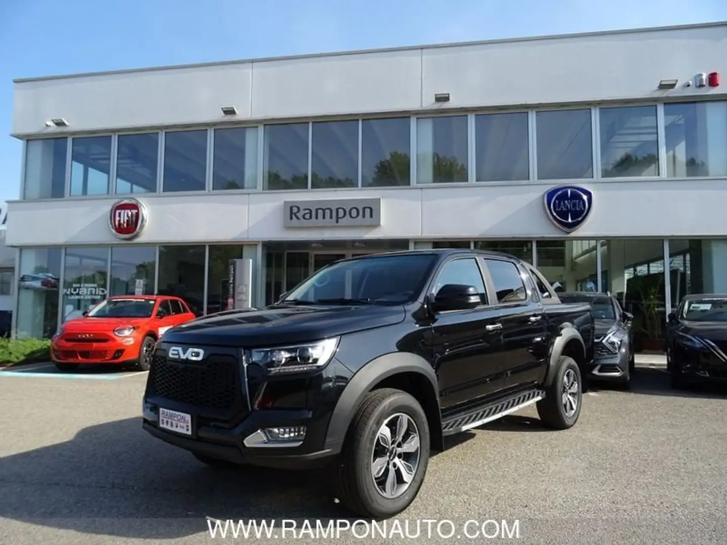 EVO Cross4 2.0 Turbo Diesel Doppia Cabina Černá - 1