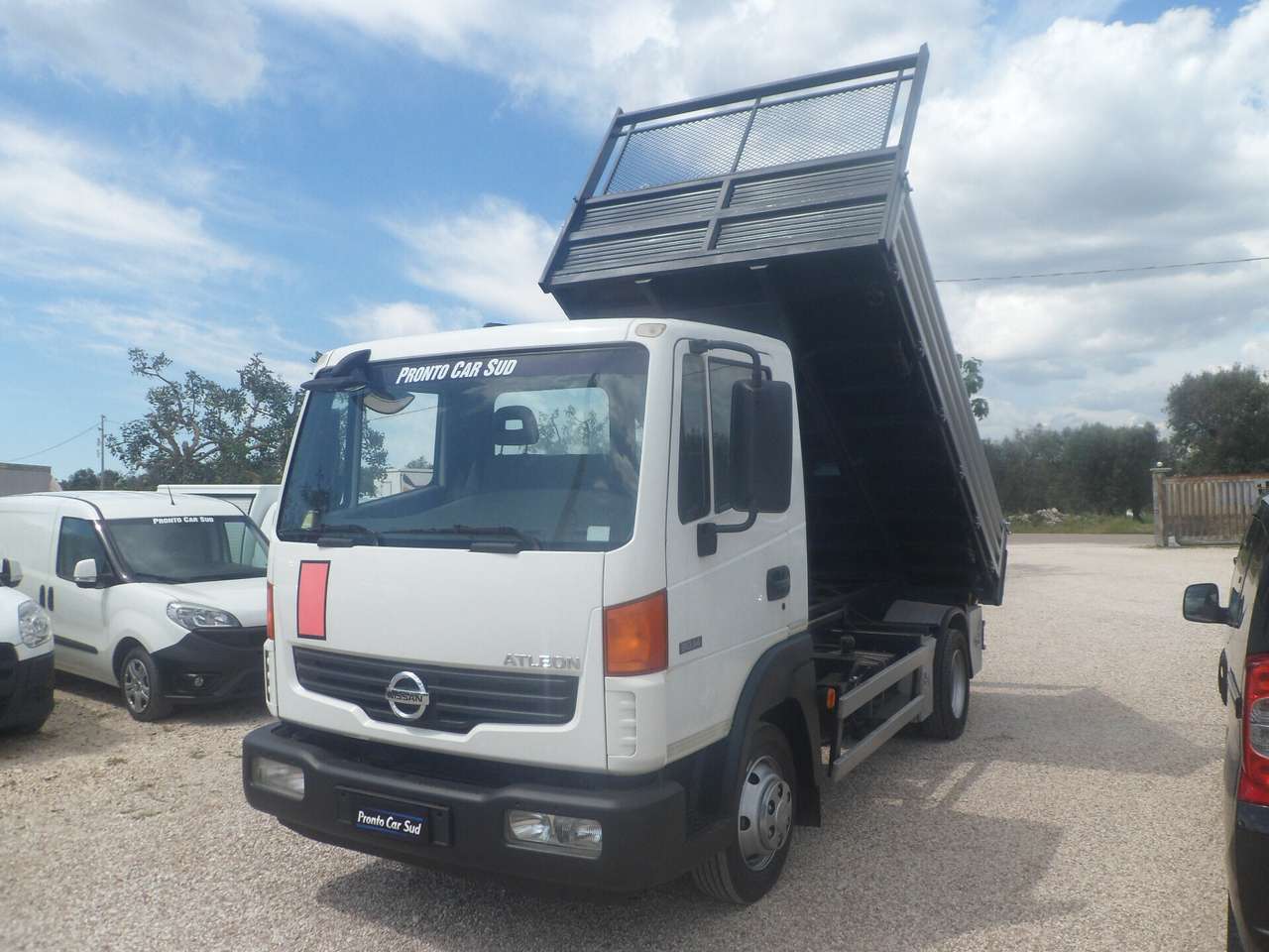 Nissan Others 80.14 ribaltabile trilaterale