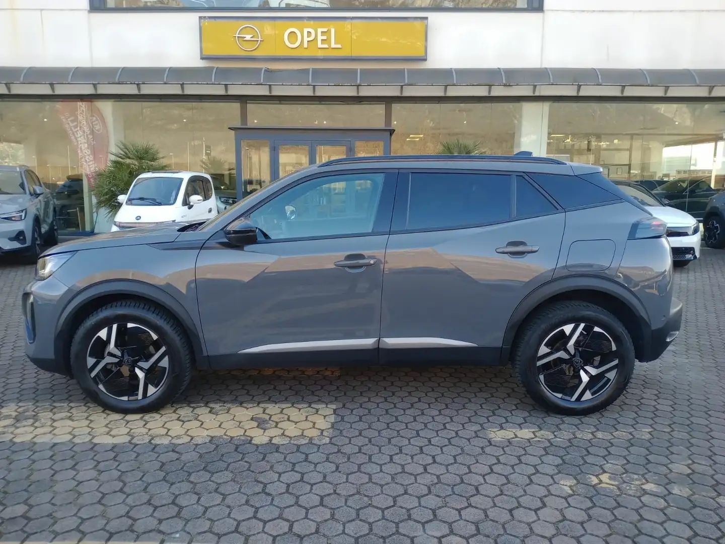 Peugeot 2008 2008 II 2023 1.2 puretech Allure s Gris - 2