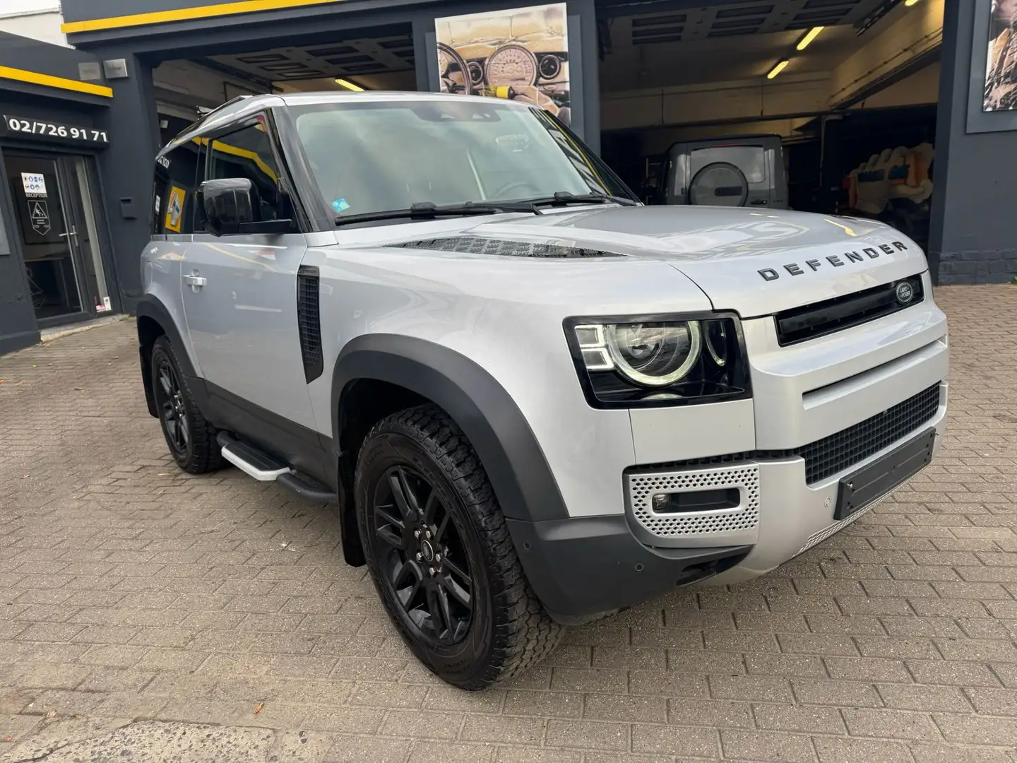 Land Rover Defender Defender 90 3.0 D MHEV D300 HSE-Lichte-TVA Grijs - 2