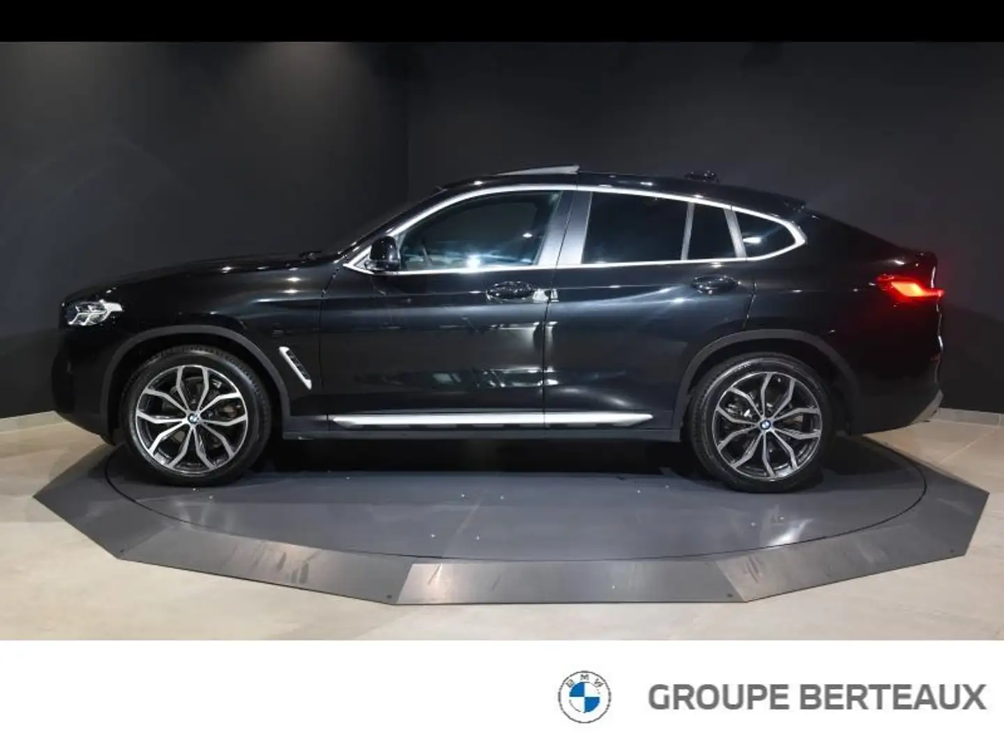 BMW X4 xDrive20d 190ch xLine Zwart - 2