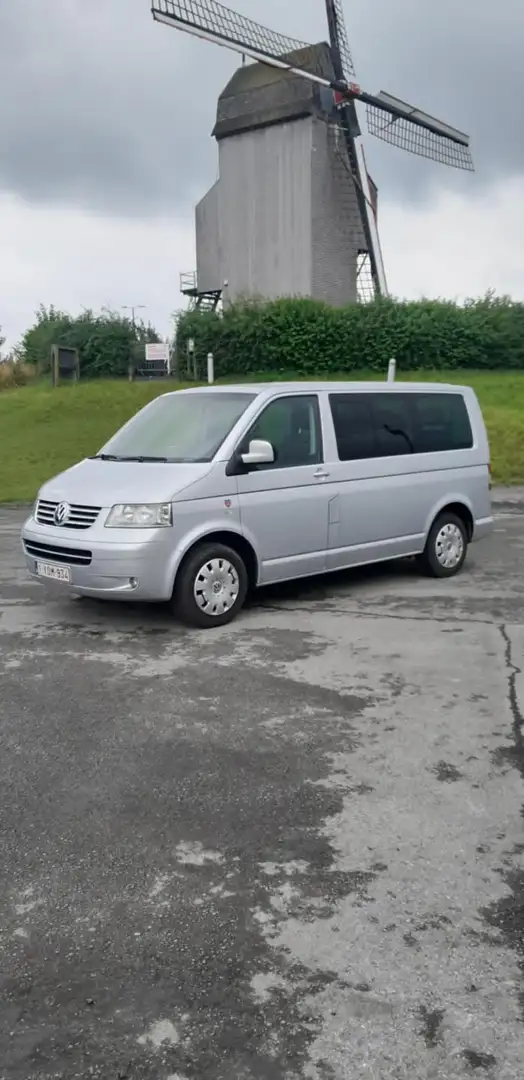 Volkswagen T5 Caravelle Argent - 2