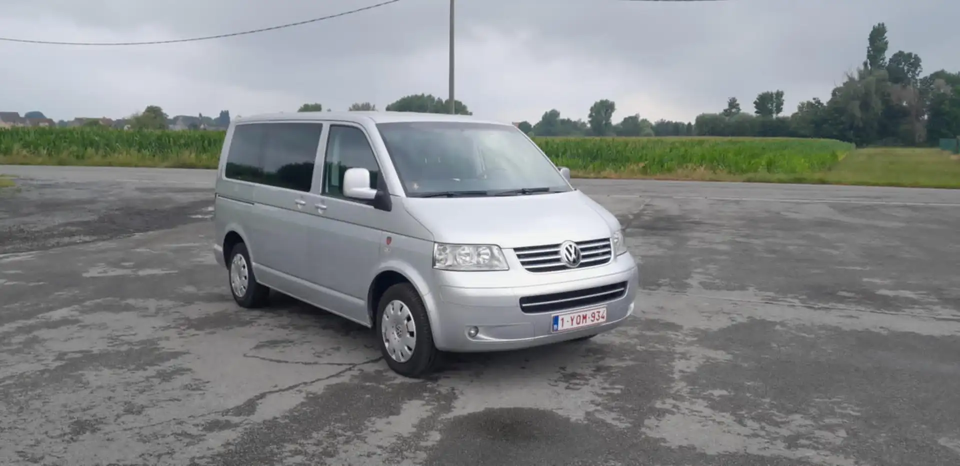 Volkswagen T5 Caravelle Argent - 1