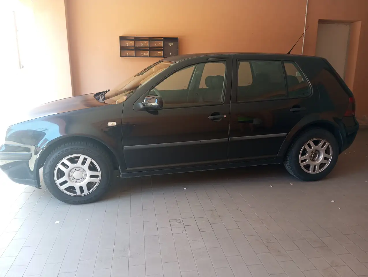 Volkswagen Golf 3p 1.9 tdi Comfortline 110cv, foto 1