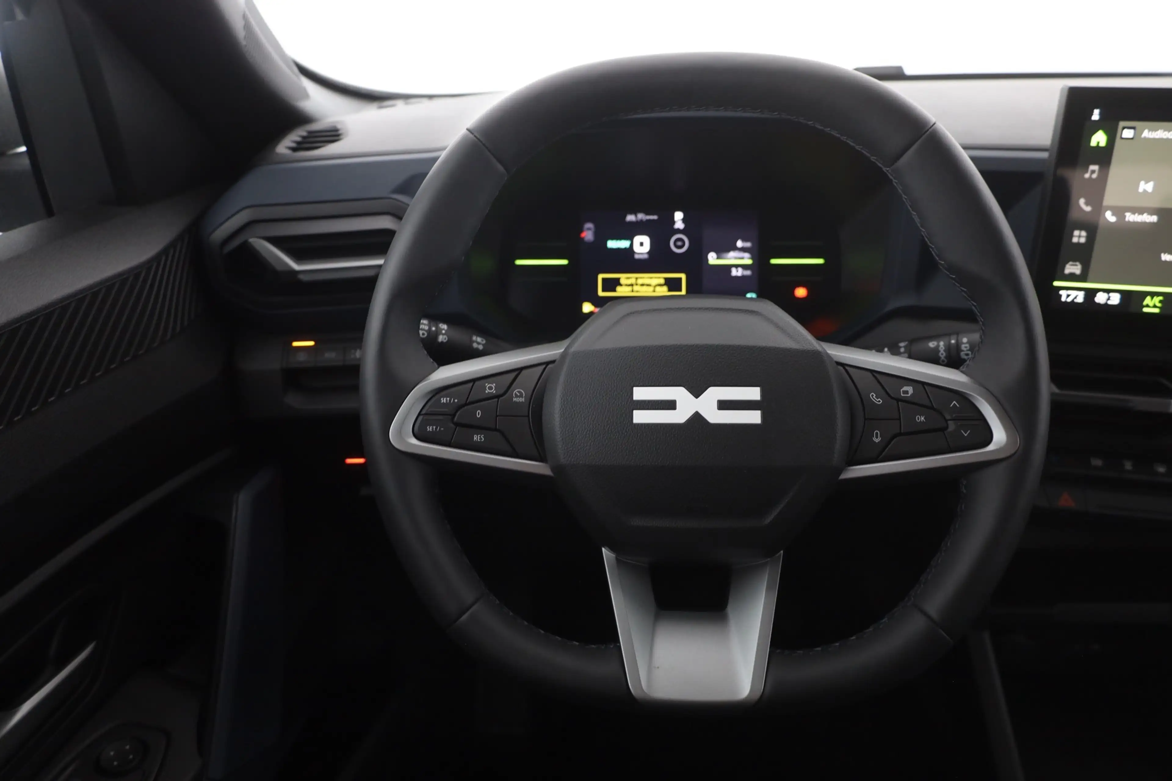 Dacia Duster Journey mHev 140 Aut. LED Navi Kamera — photo 15