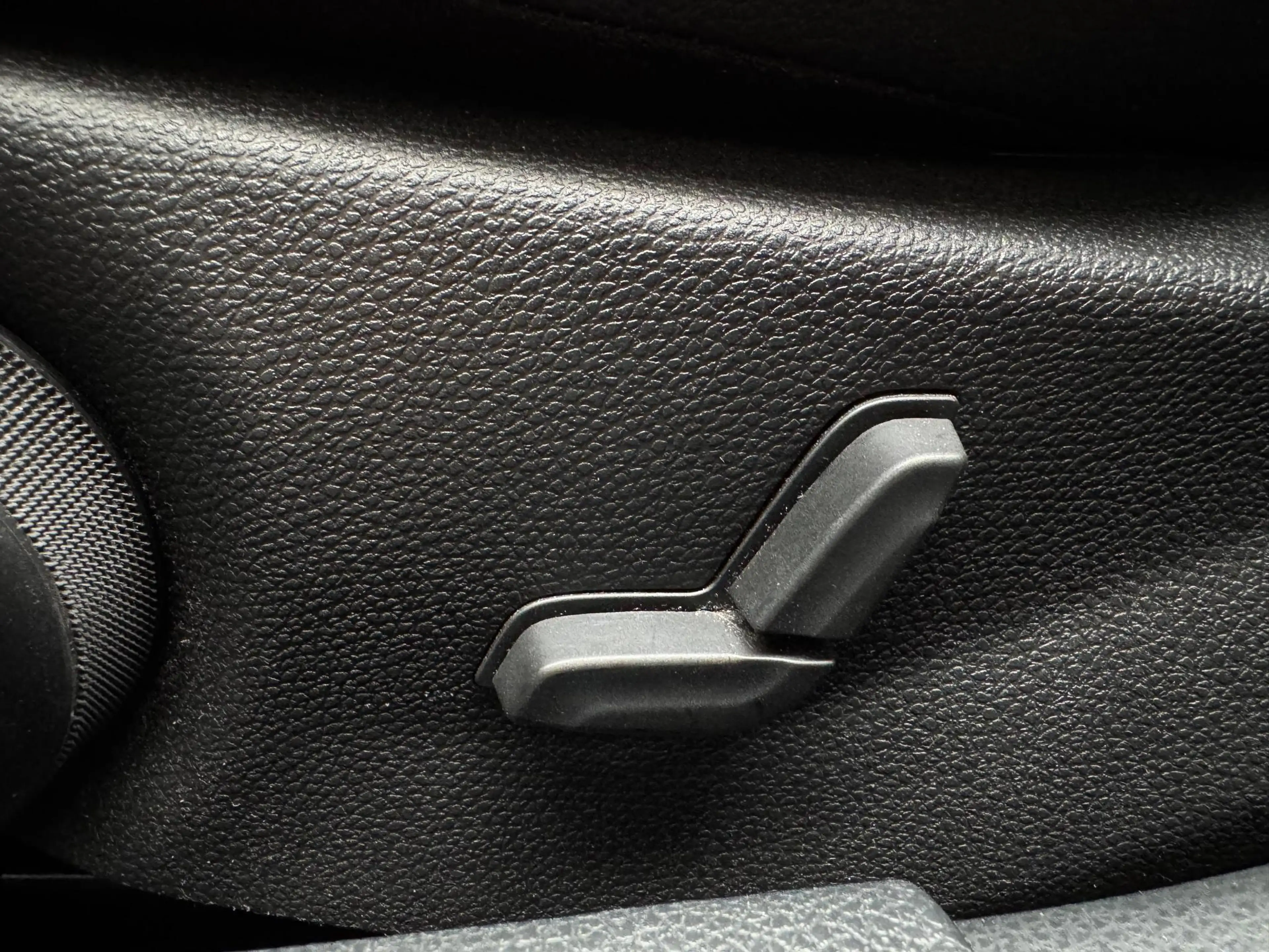 Mercedes-Benz C 350 4M Elegance / automaat / parkeersensoren / — photo 9