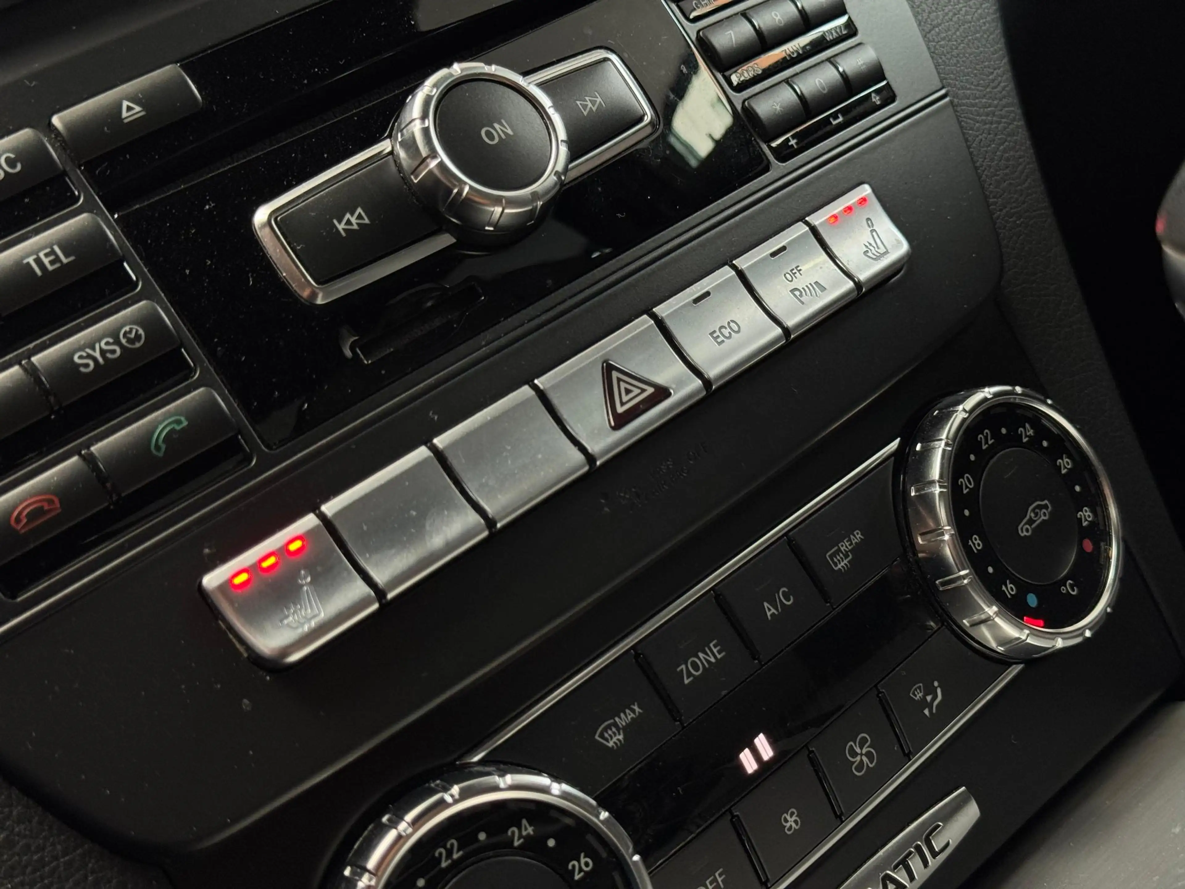 Mercedes-Benz C 350 4M Elegance / automaat / parkeersensoren / — photo 16
