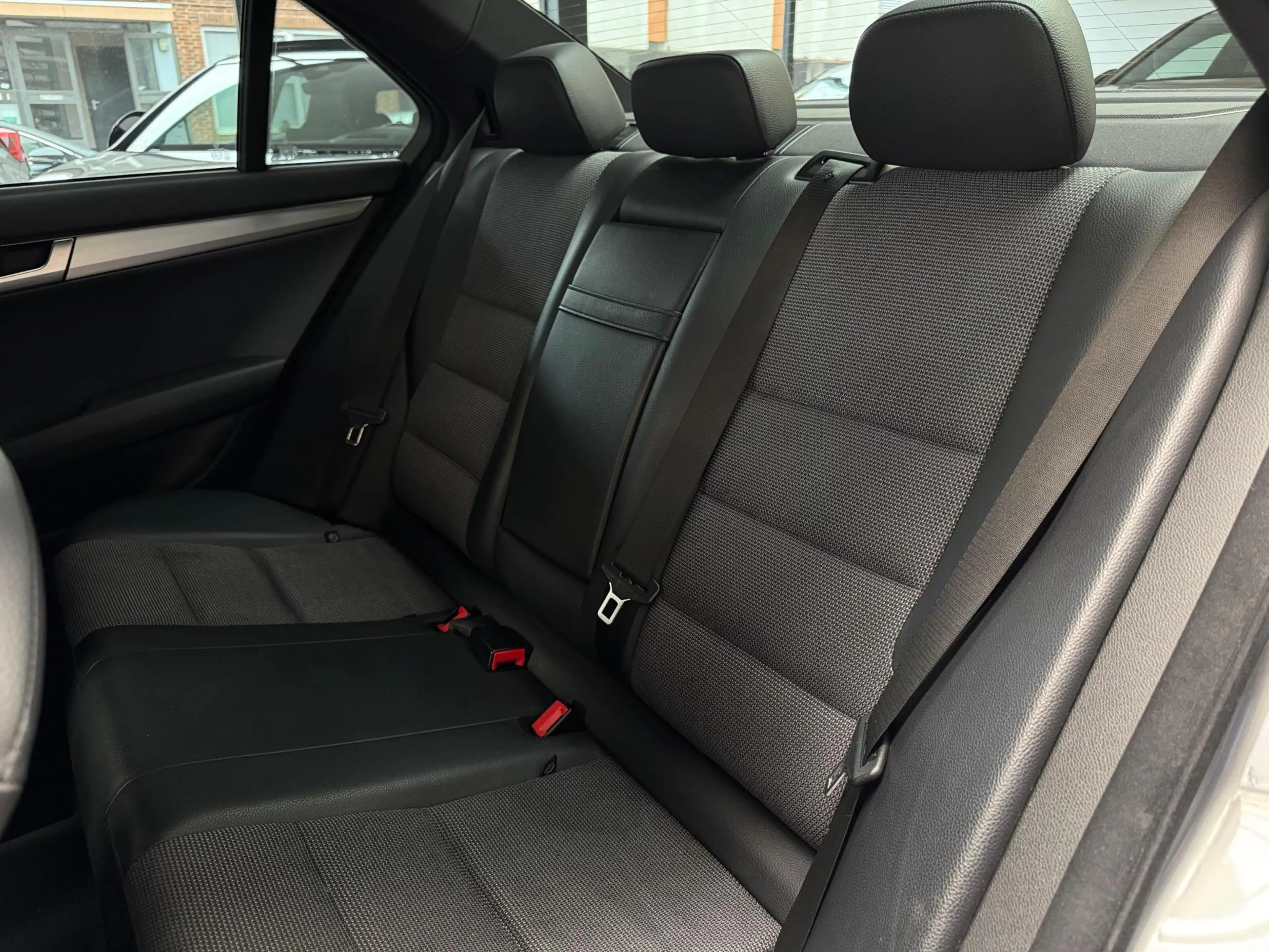 Mercedes-Benz C 350 4M Elegance / automaat / parkeersensoren / — photo 10