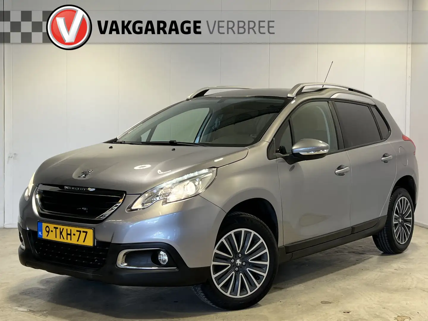 Peugeot 2008 1.2 VTi Active | Navigatie | Cruise Control | Airc Grijs - 1