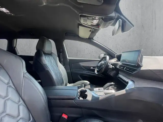 Peugeot 5008 view 13