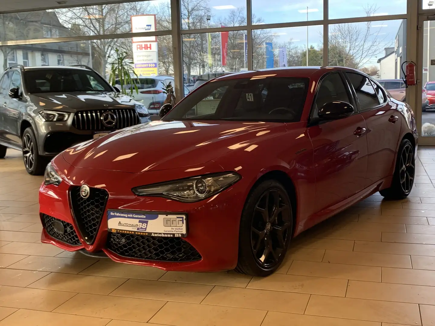 Alfa Romeo Giulia Veloce*AWD*Brembo*ACC*SHZ v+h*Leder*Navi* Rot - 1