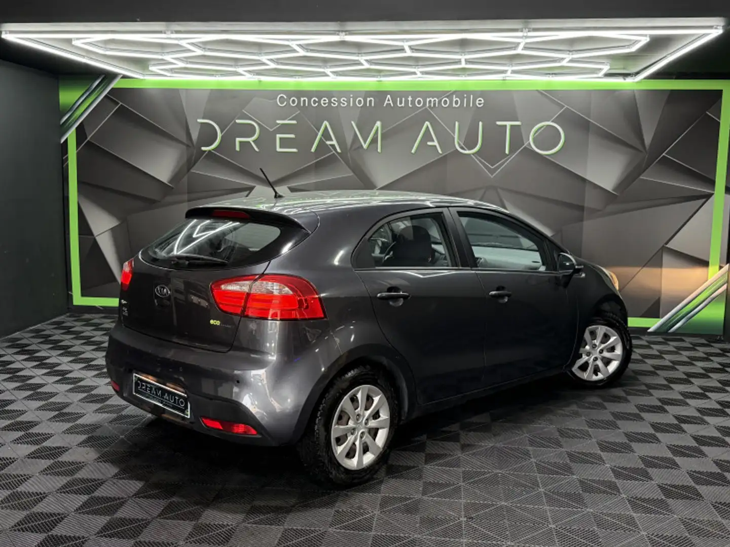 Kia Rio 1.1 CRDI ACTIVE ISG 5P Gris - 2