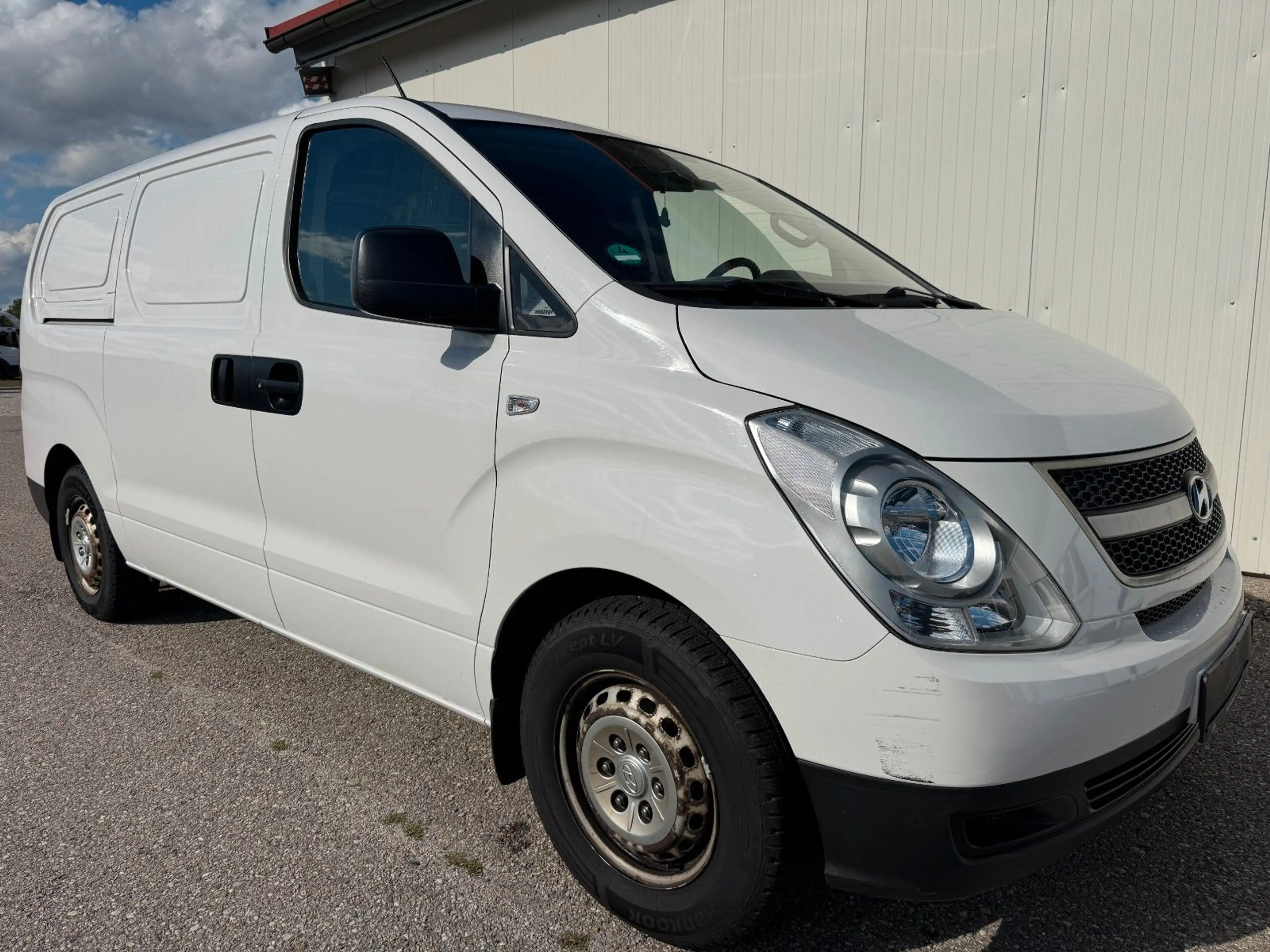 Hyundai H-1 2.5 CRDi Kasten *1.HAND*SERVO*TÜV* — photo 2
