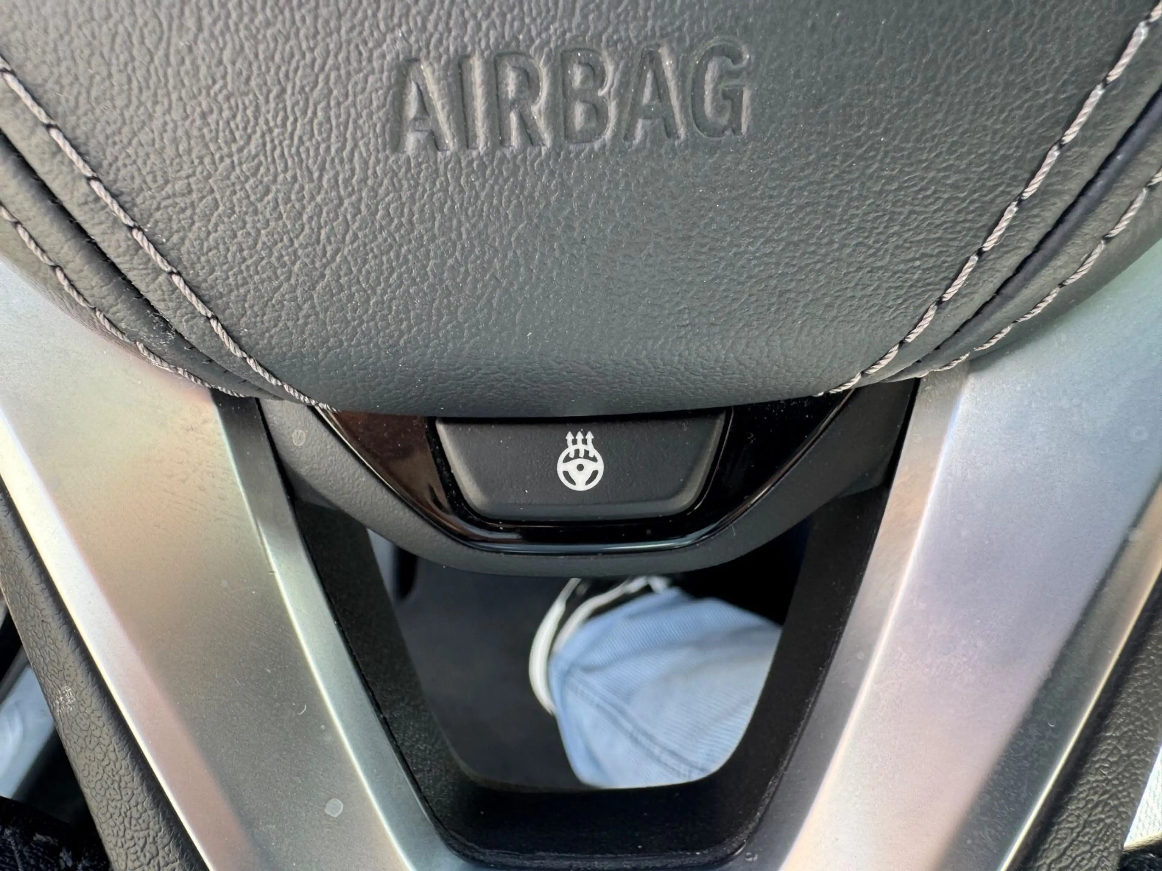 BMW 750 i xDrive-Laser-Heap Up-GSD-Softclose-4xSHZ — photo 16