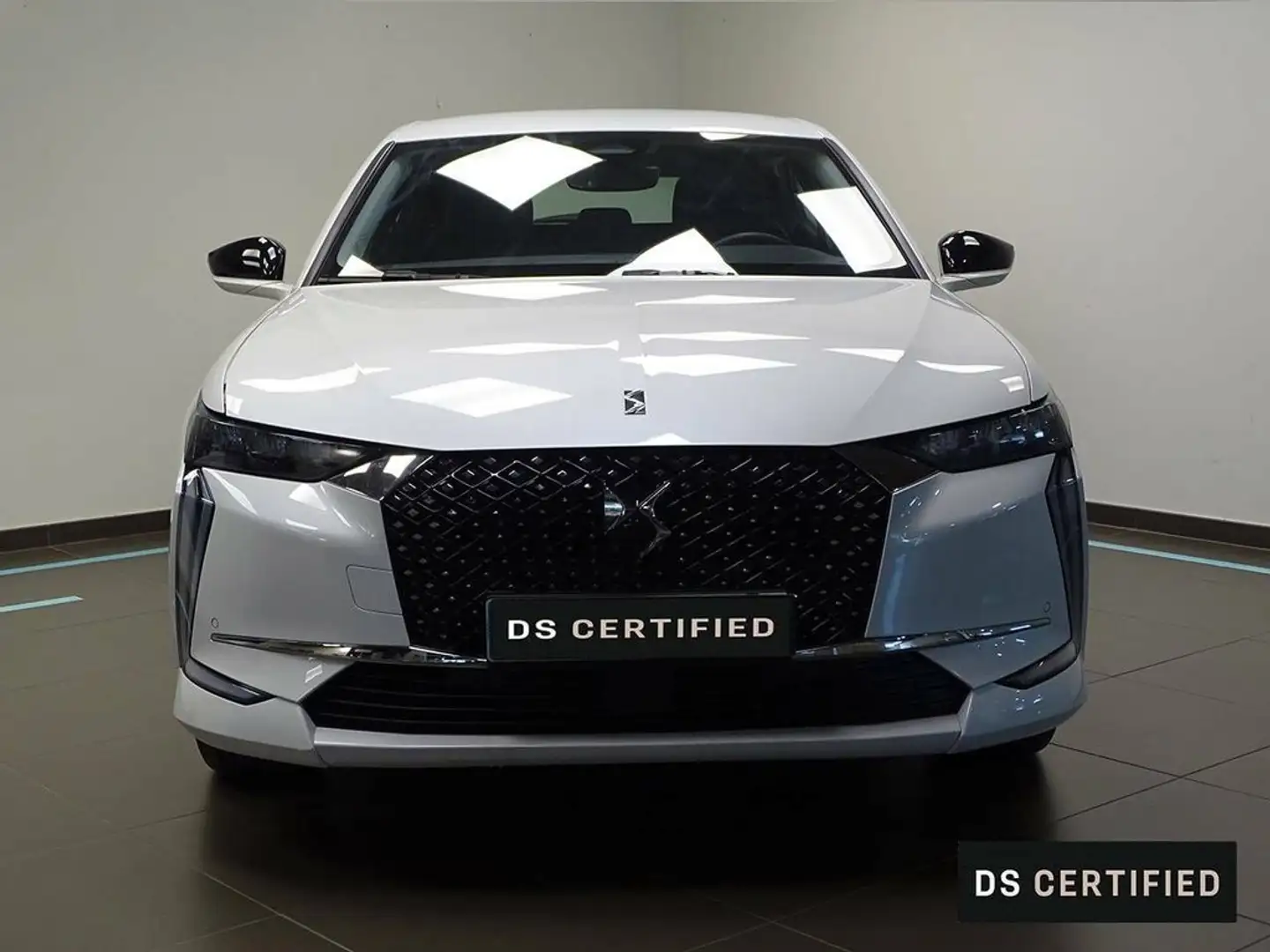 DS Automobiles DS 4 CROSS E-TENSE 225 TROCADERO Cross Trocadero Blanc - 2