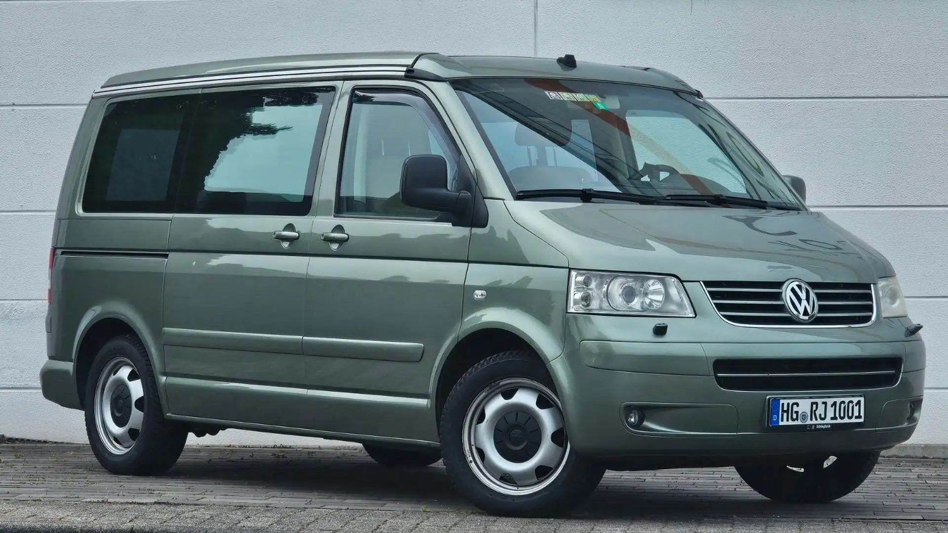 Volkswagen T5 California El. Aufstelldach Xenon AHK Klima Groen - 1