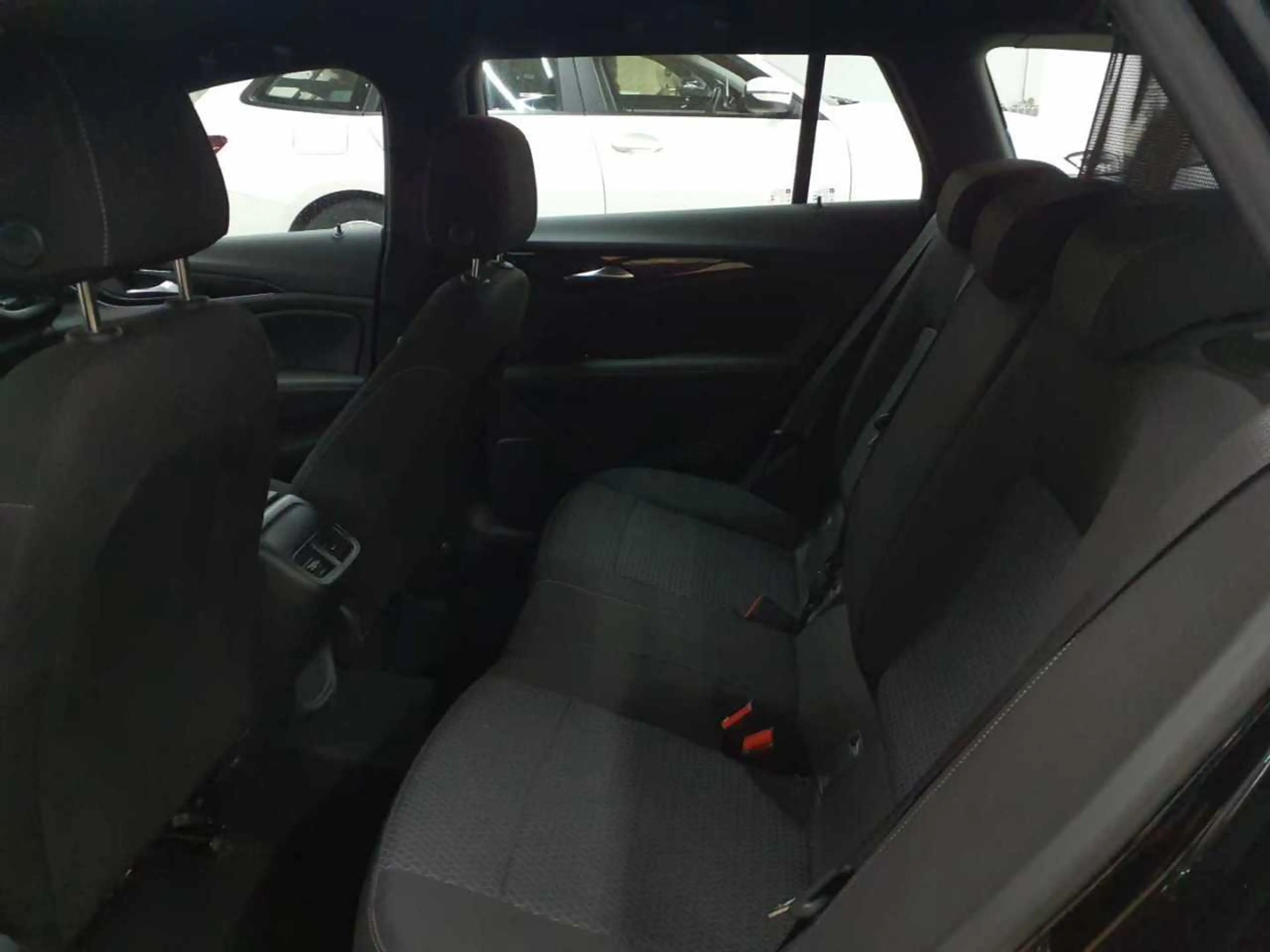 Opel Insignia Insignia ST 1.5Dl Automatik Business — photo 13
