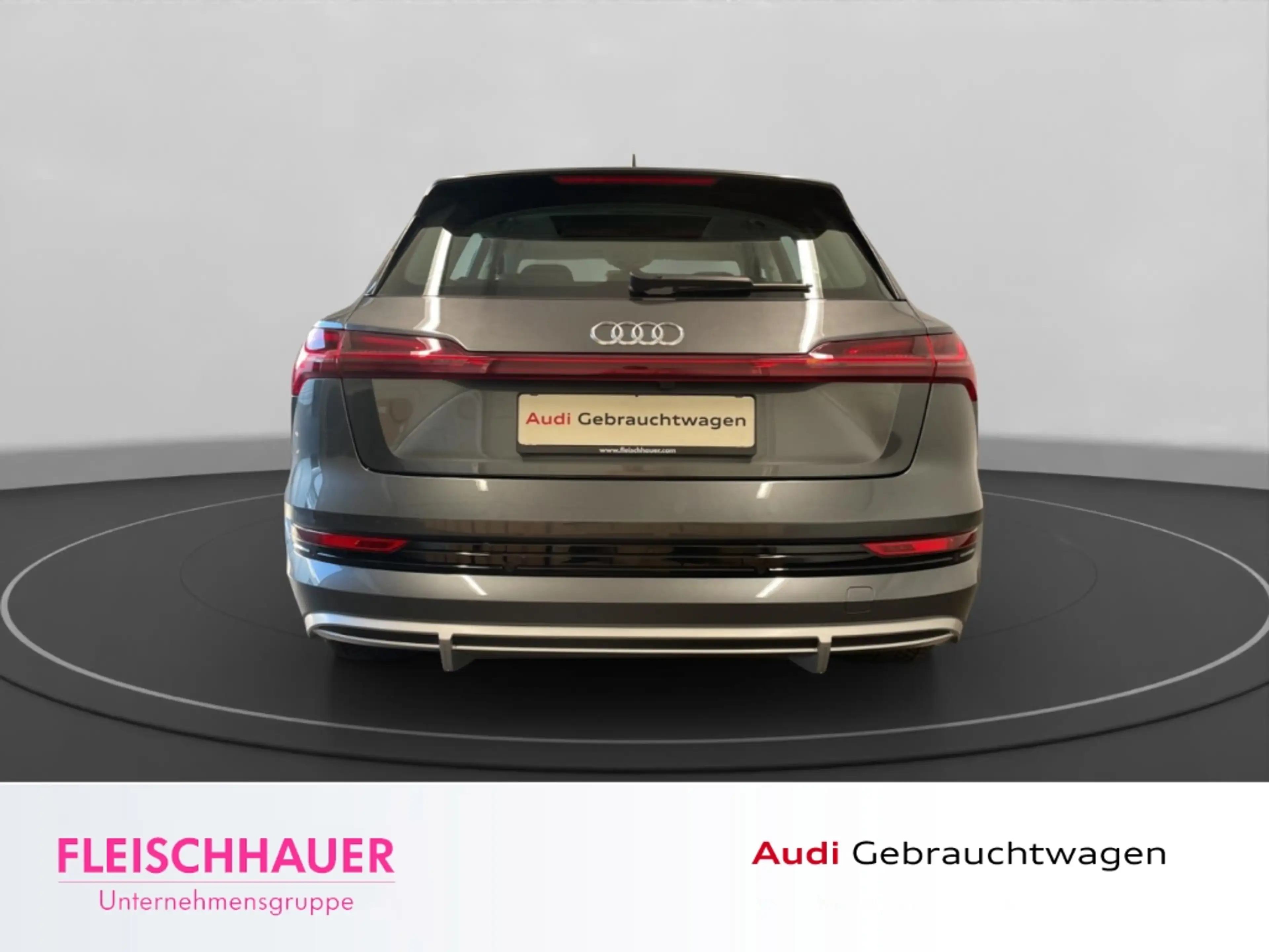 Audi e-tron 55 quattro S line Leder+HUD+LuftFe+Pano+B&O+LED+Na — photo 7