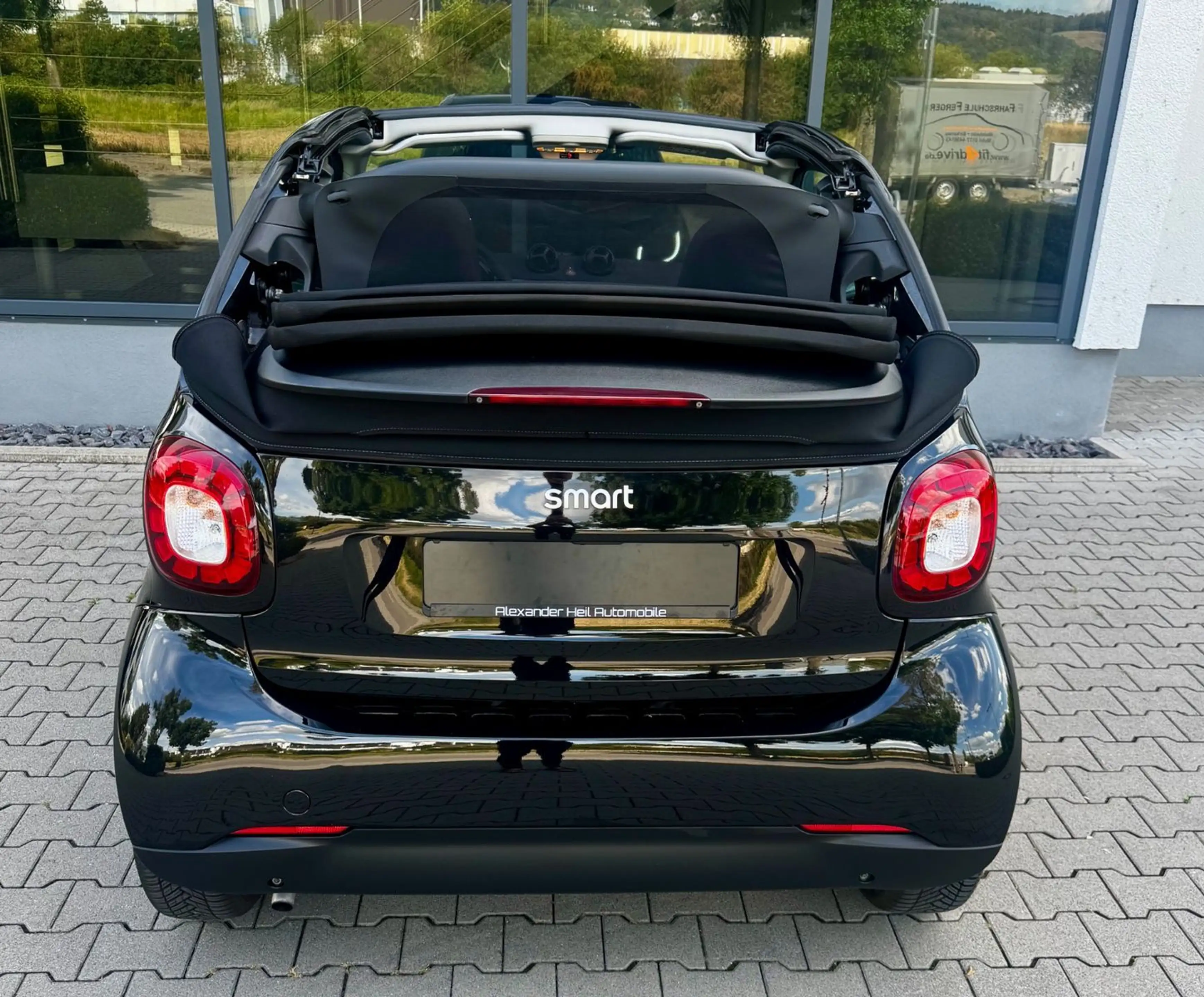 smart forTwo Cabrio AUTOMATIK*NAVI*SHZ*LED*KLIMA*TEL* — photo 10