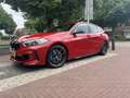 BMW 135 BMW M135i xDrive|DO|garantie|H&K|pano|remmen nieuw Rood - thumbnail 1
