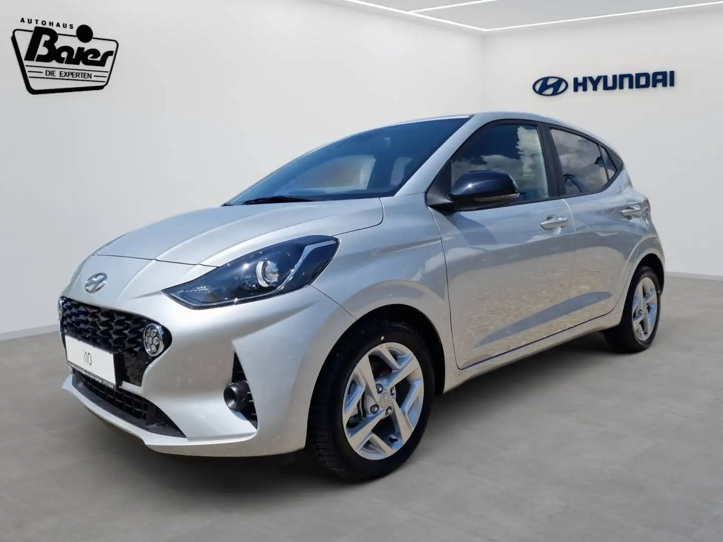 Hyundai i10 (MJ23) 1.0 Benzin M/T Connect & Go Silber - 1