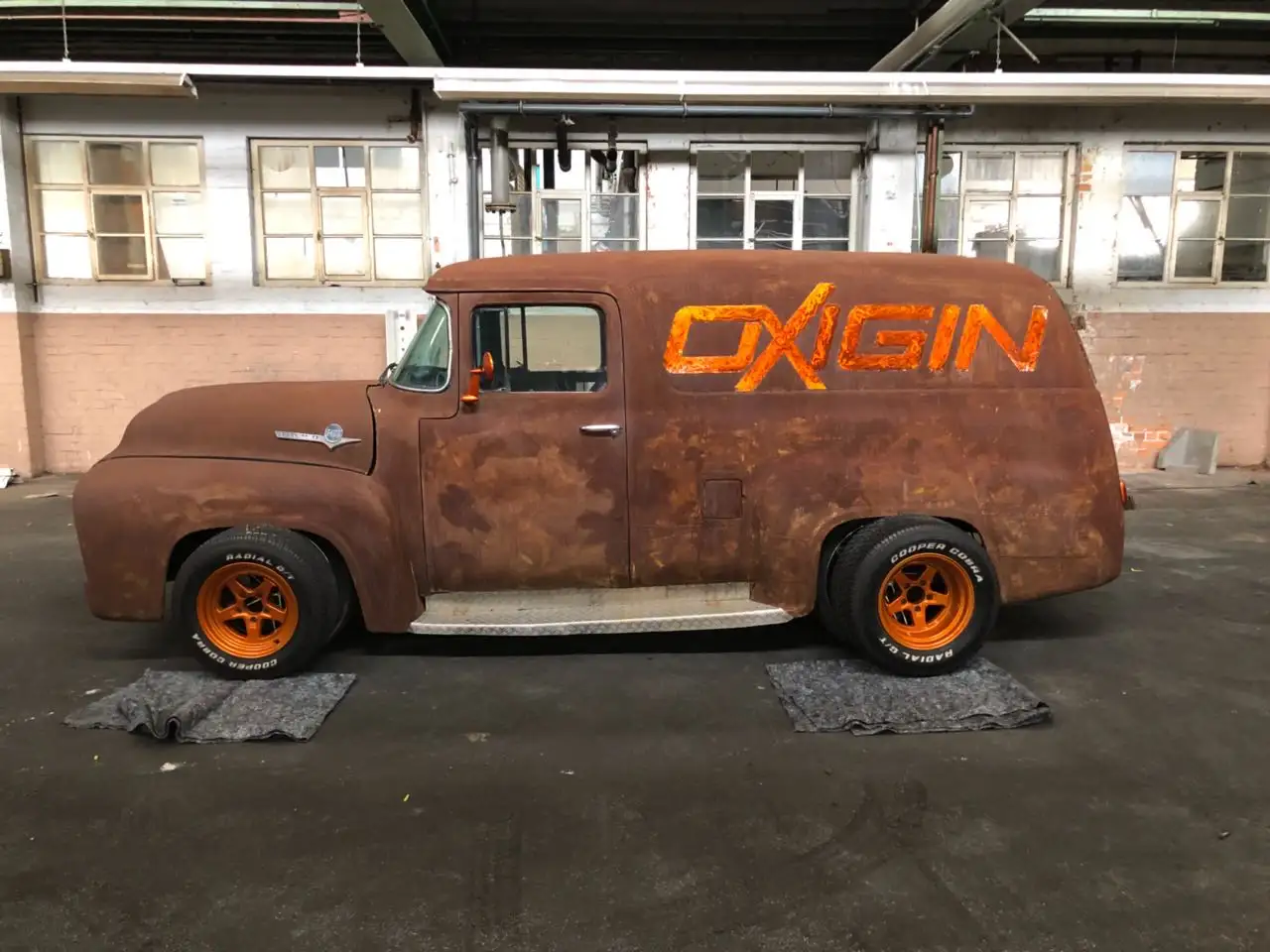 Ford F 100 Panel Van, foto 3