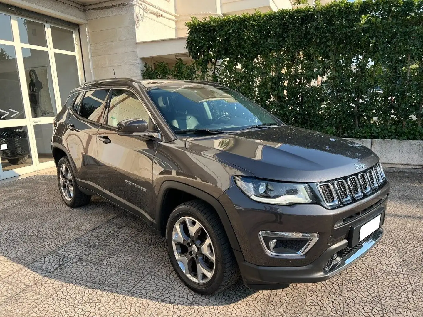 Jeep Compass 2.0 Multijet II aut. 4WD Limited Grigio - 1