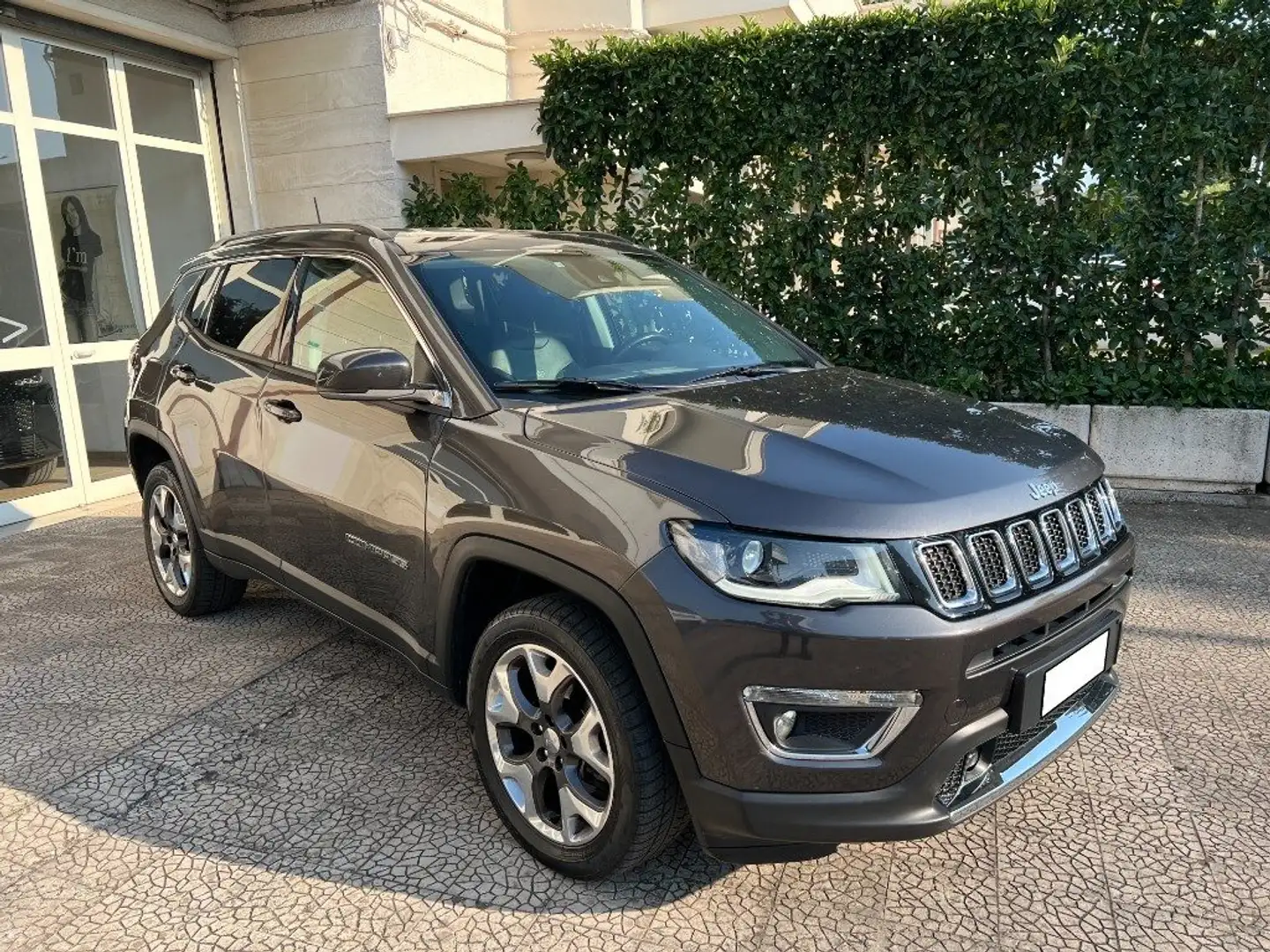 Jeep Compass 2.0 Multijet II aut. 4WD Limited Grigio - 2
