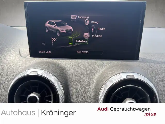 Audi Q2 view 15