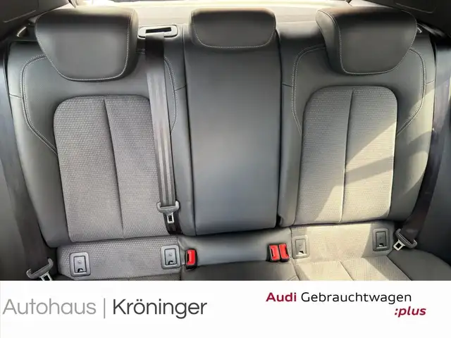 Audi Q2 view 10