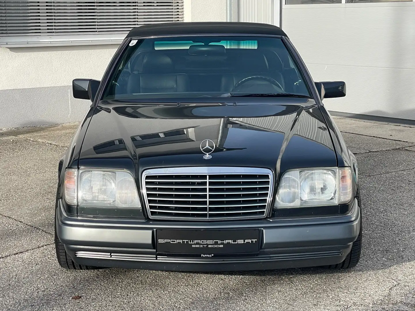 Mercedes-Benz 300 300CE-24 Cabrio Aut.*AMG Felgen*sehr guter Zustand Schwarz - 2
