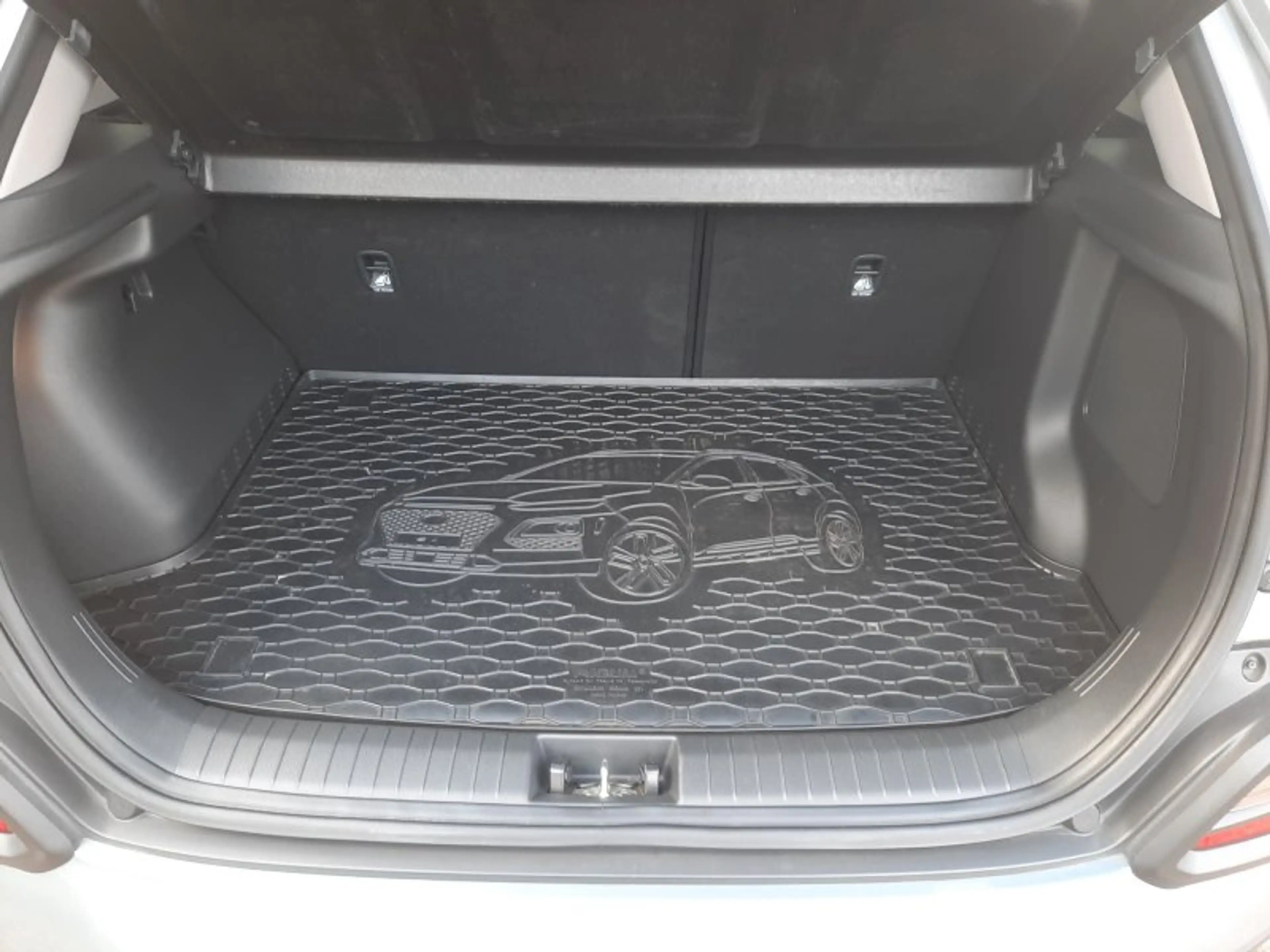 Hyundai KONA 1.6 T-GDI Navi/Sitzh./Tempomat/Allwetter — photo 16
